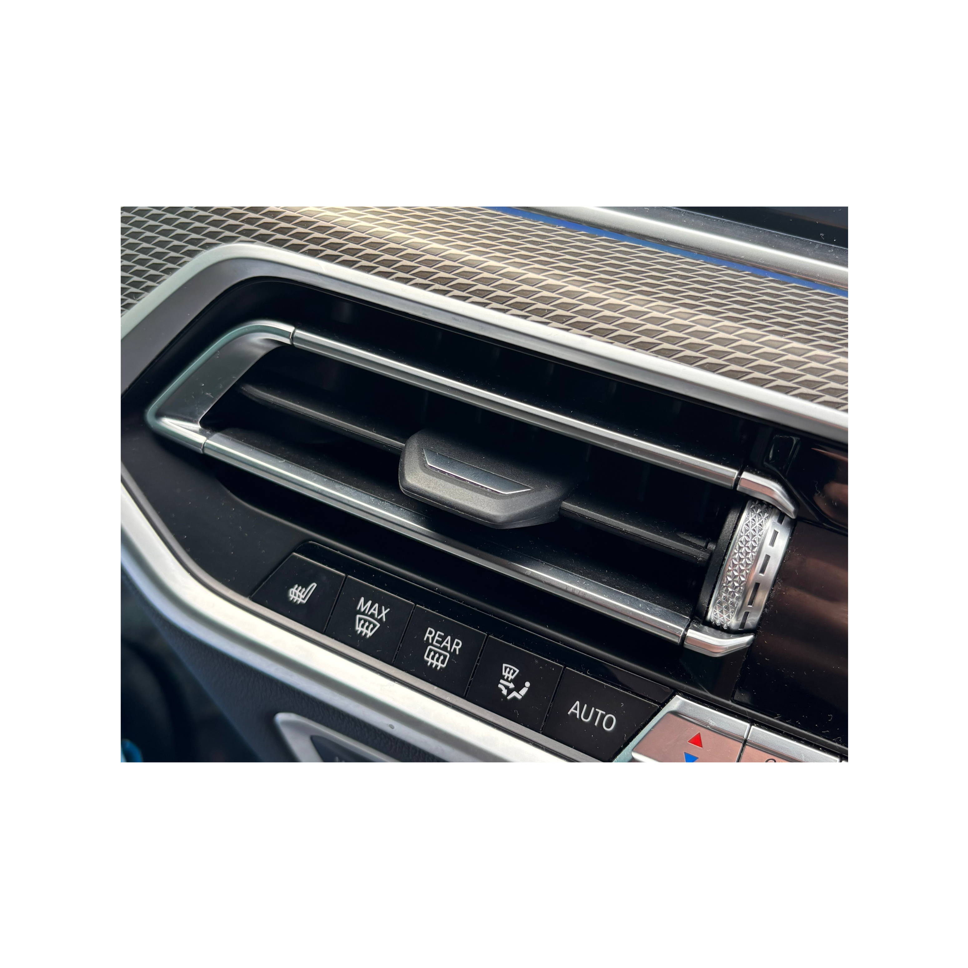 AC VENT GRILLE REPAIR KIT – FITS BMW X5 G05 – EASY INSTALLATION